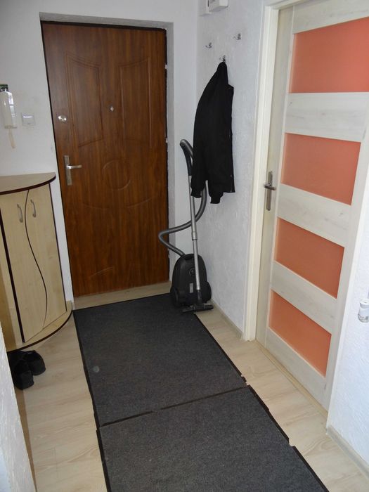 Pokój w mieszkaniu 3-pokojowym 1 października NOWE MIASTO