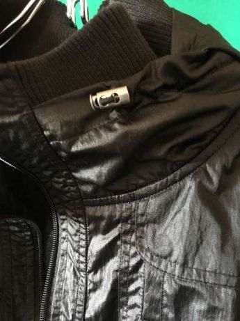 Blusão preto com capuz Salsa (M) [ULTIMO PREÇO]
