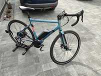 Szosa gravel rower szosowy trekkingowy przelajowy Carrera crossroad