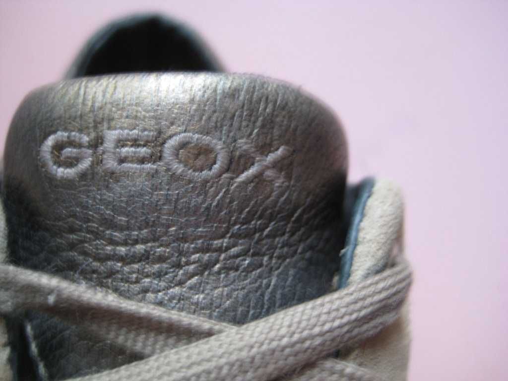 Кроссовки Geox Италия оригинал 36 размер по стельке 23 см Кожаные