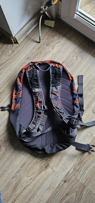 The North Face plecak używany wymiary na zdjęciach