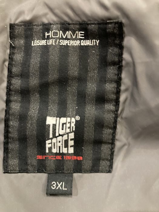 Чоловіча куртка-пуховик