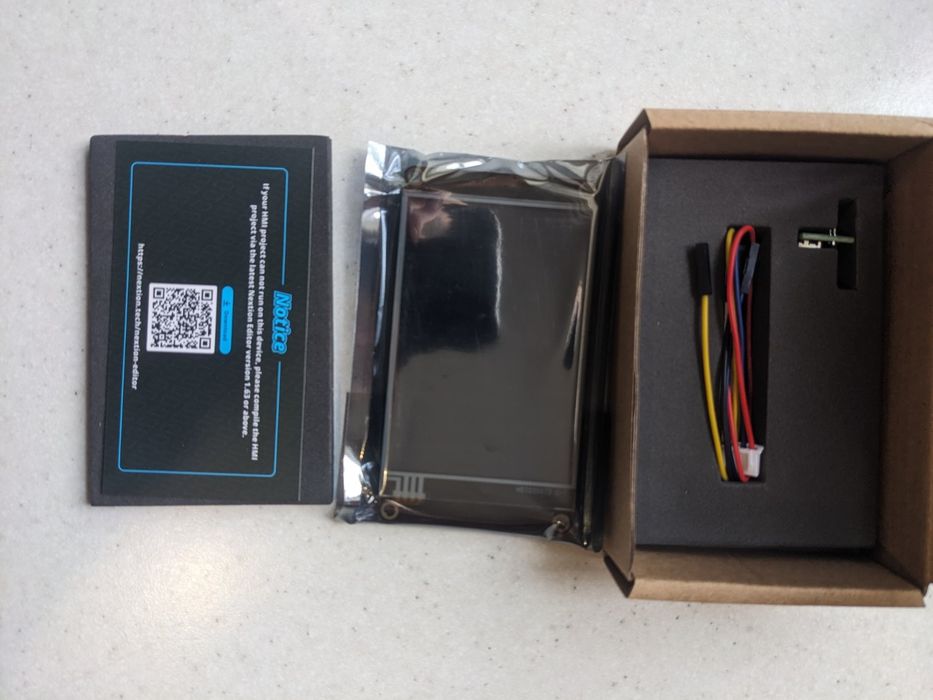 Nextion NX4832K035, NX4832T035