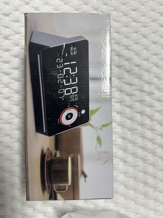 Budzik radiowy FM/DAB z portem USB itoma radio