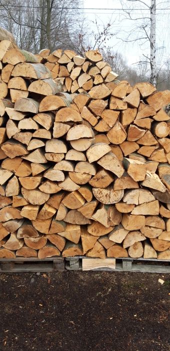 drewno kominkowe i opałowe układane  Chrzanów