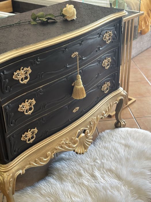 Cómoda Luxurious Black