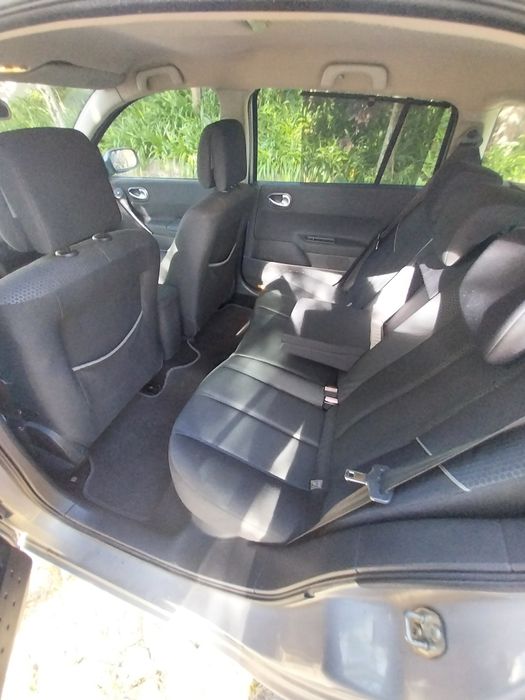 Renault Megane ac 05