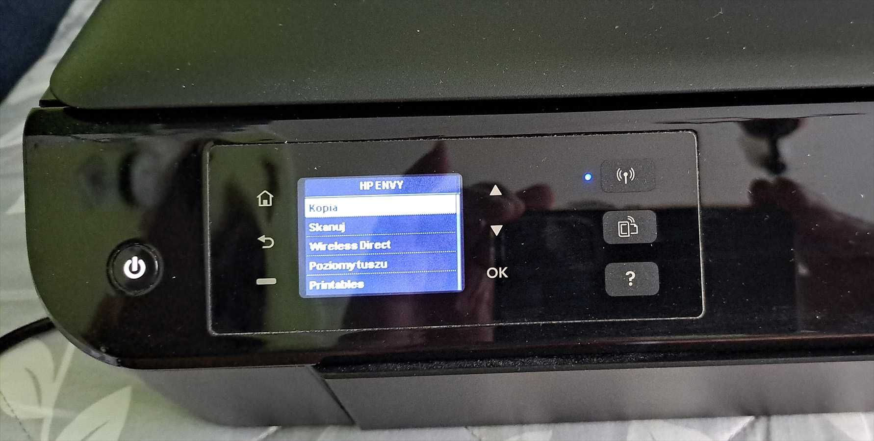 Drukarka-skaner-kopiarka firmy Hewlett-Packard model Envy 4502