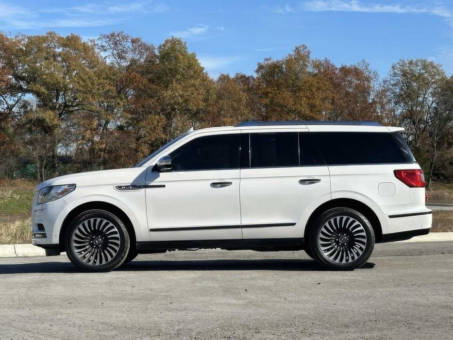 Lincoln Navigator Black Label      2018