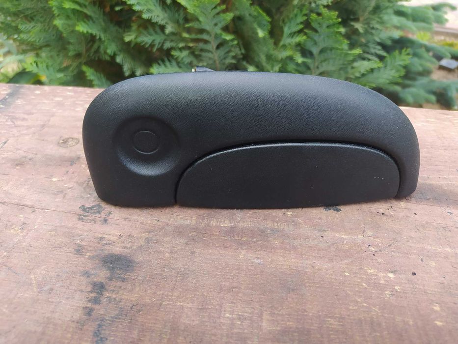 Ручка зовнішня передня права 7700354479 Рено Renault Кенго Kangoo 1