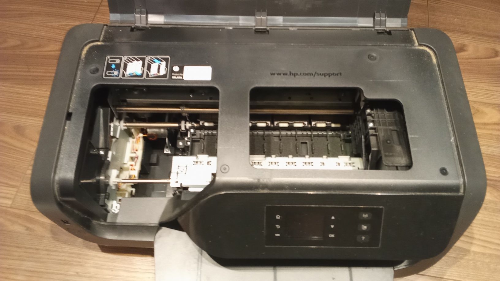 Принтер HP OfficeJet Pro 8210