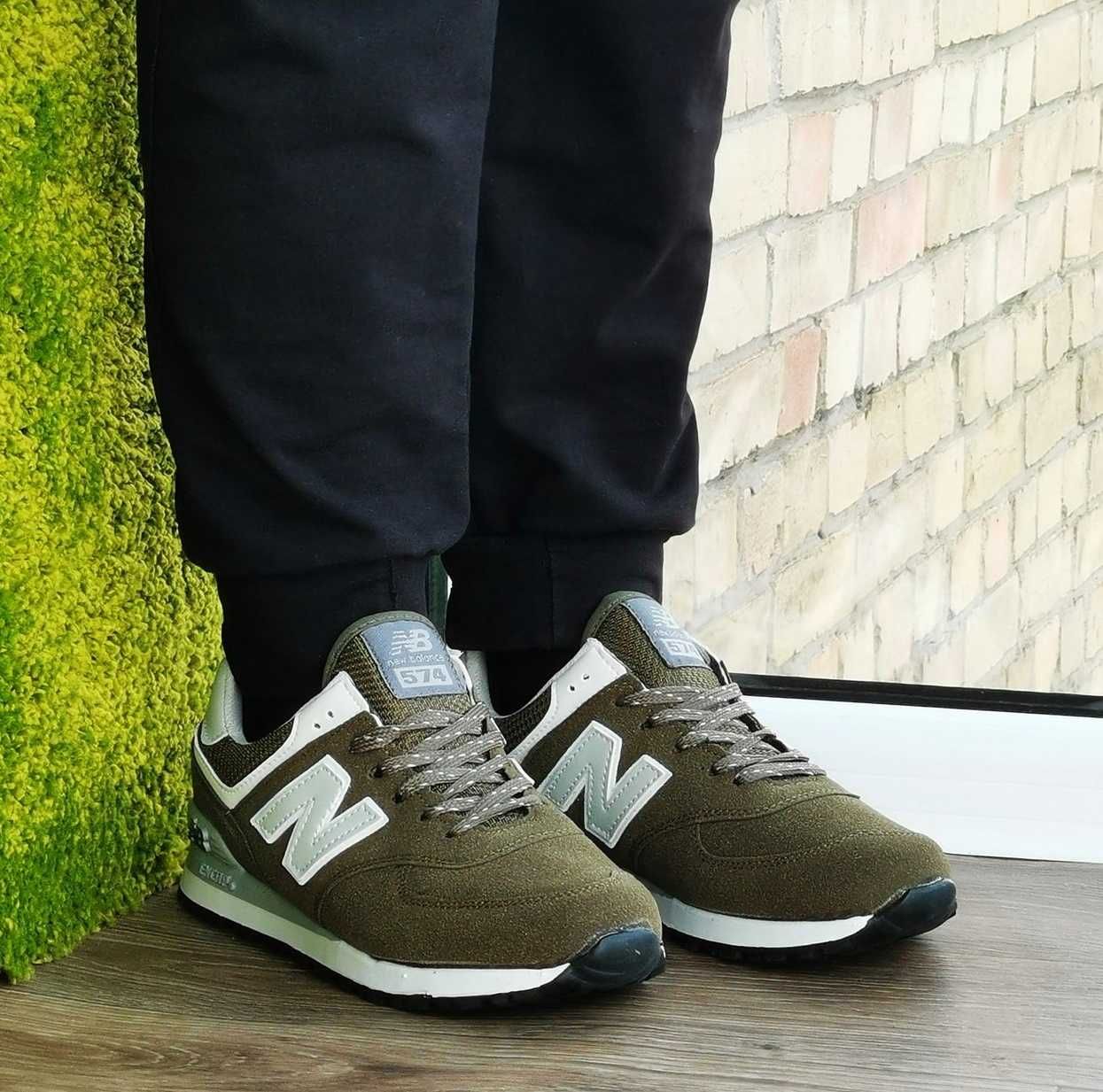 Кроссовки Нью Беланс 574 Зелёные Хаки Мужские Замшевые New Balance
