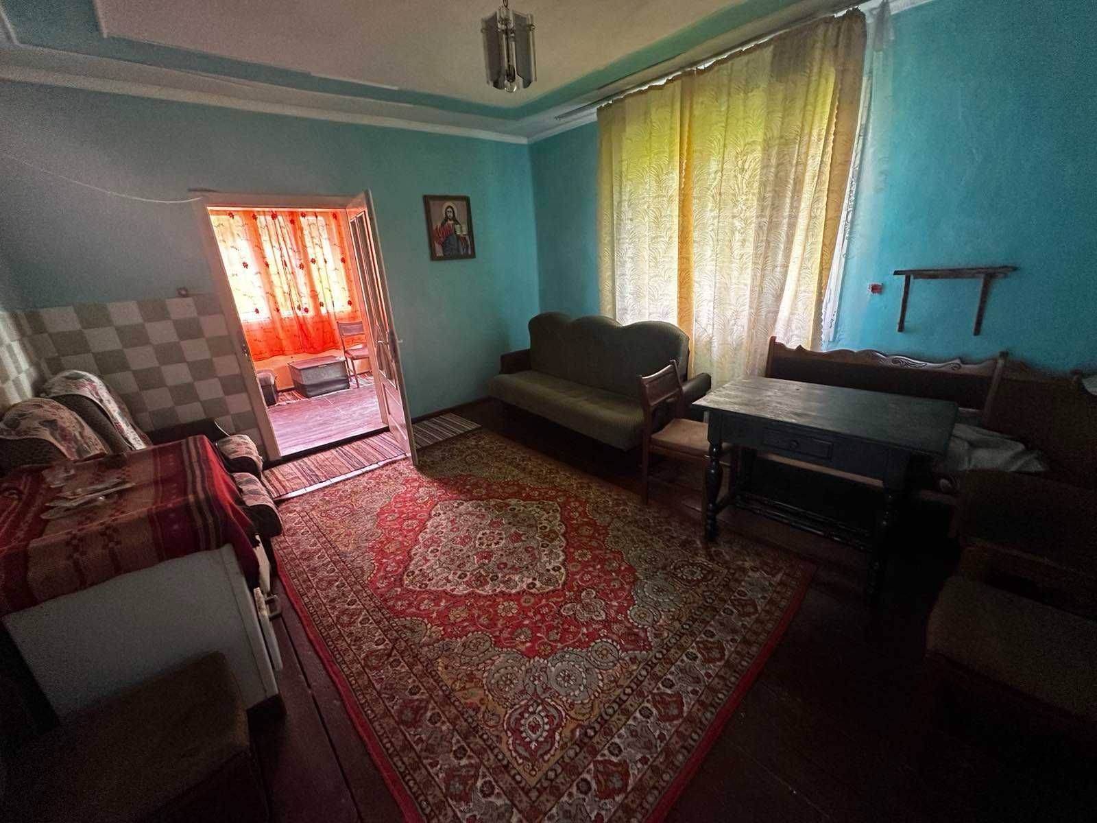 Продається будинок в с. Лази