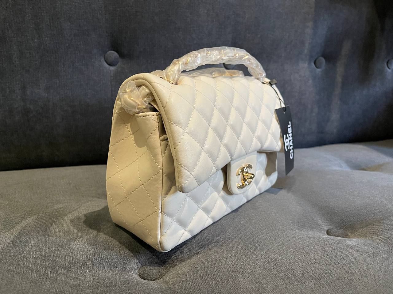 Жіночі сумки, Chanel White , розмір 21/13см
