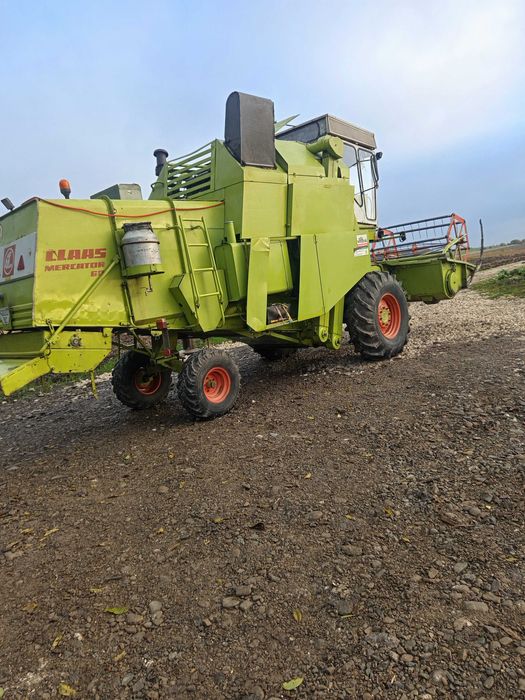 Комбайн Claas Mercator 60