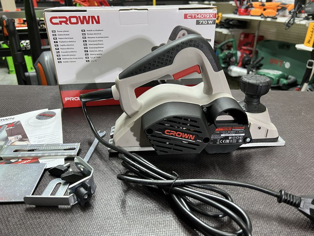 Рубанок электрический Электрорубанок Crown CT14019X 710 Вт 16 000 об