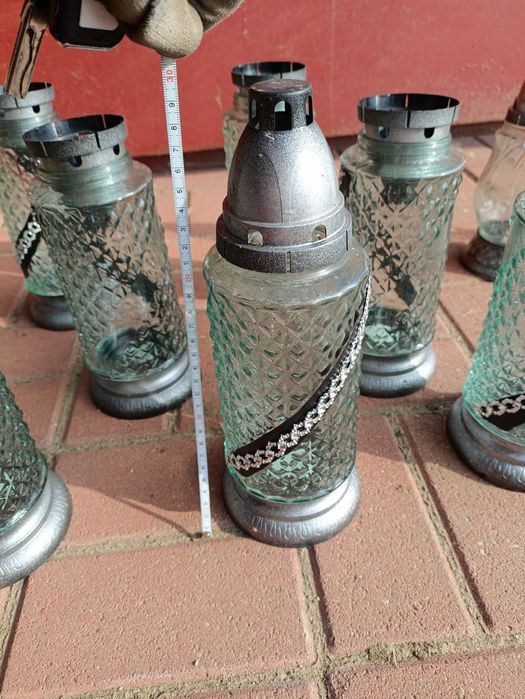 Znicze komplet 8 sztuk zestaw.