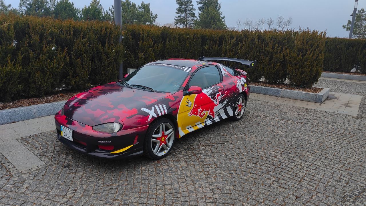 Продам Mazda MX-3 2.5v6 Мазда МХ-3