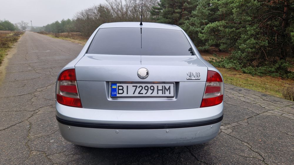 Автомобиль Skoda Superb