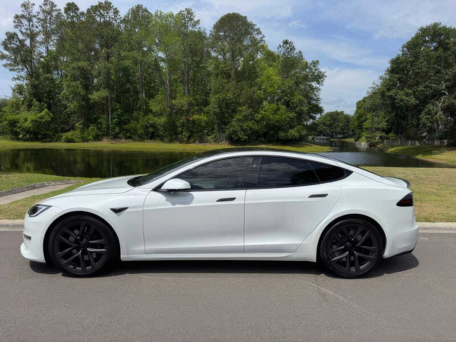 2022 Tesla Model S