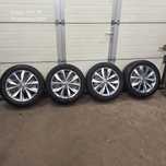 5x112x17 Orginał vw z oponami 215/55r17