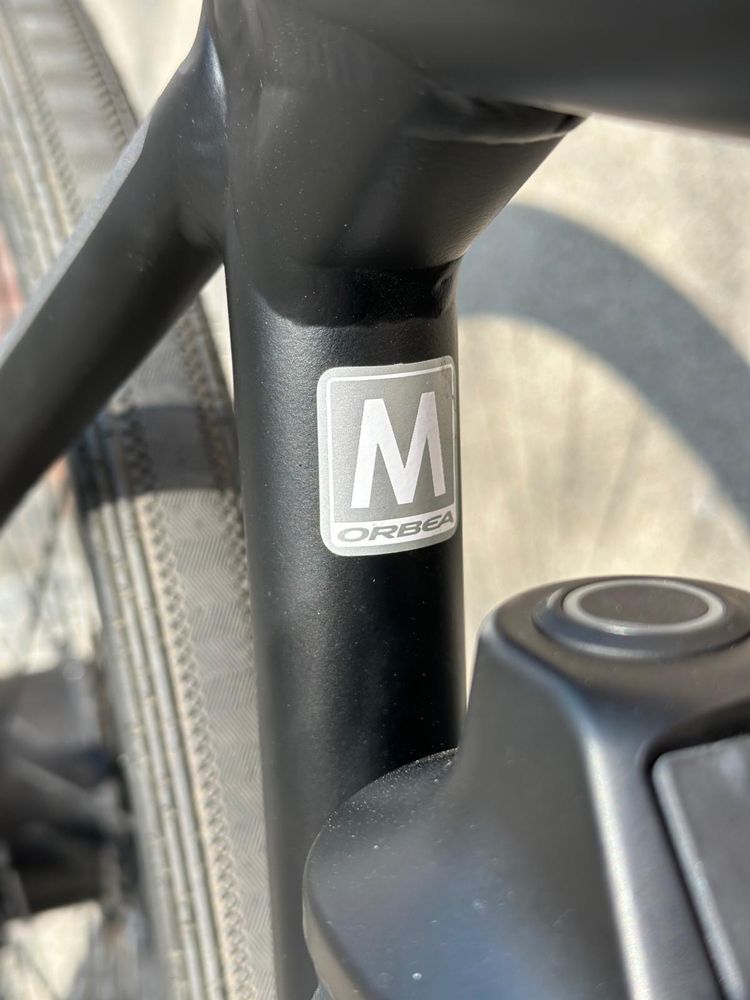 Gravel elektryczny Orbea Gain D20 M Black - titanium Mahle + PowerMore