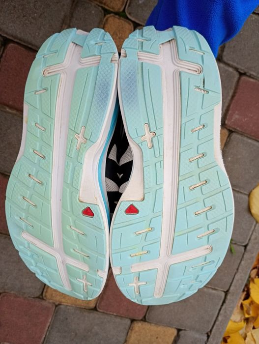 Кросівки Salomon Glide Max