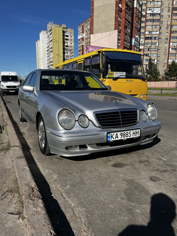 Mercedes e320 w210