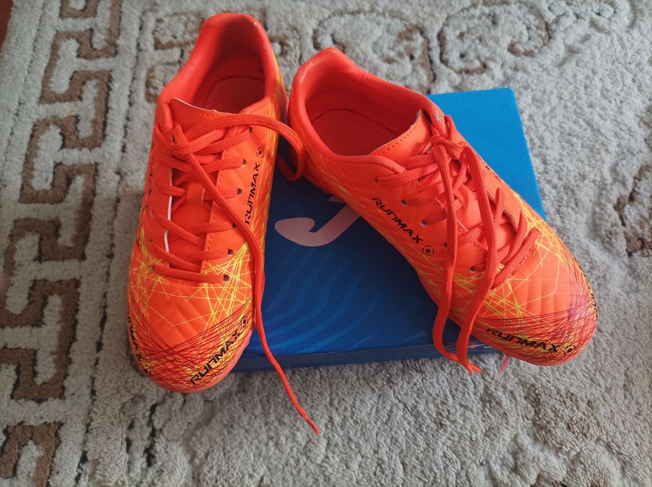 Б/у сороконожки для футбола