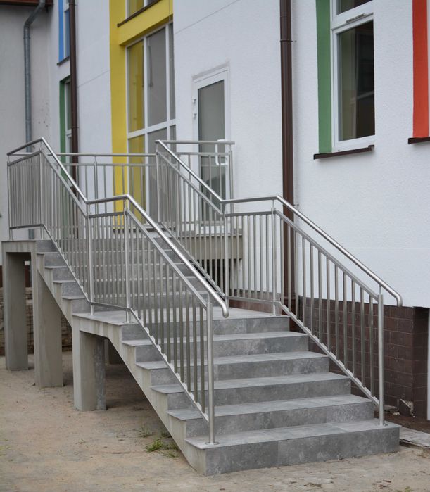 Balustrady, barierki nierdzewne