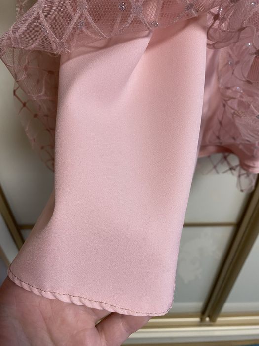 Красива сукня , плаття