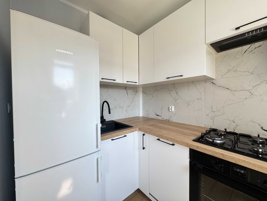 Reda Fenikowskiego, 2 pok, po remoncie,