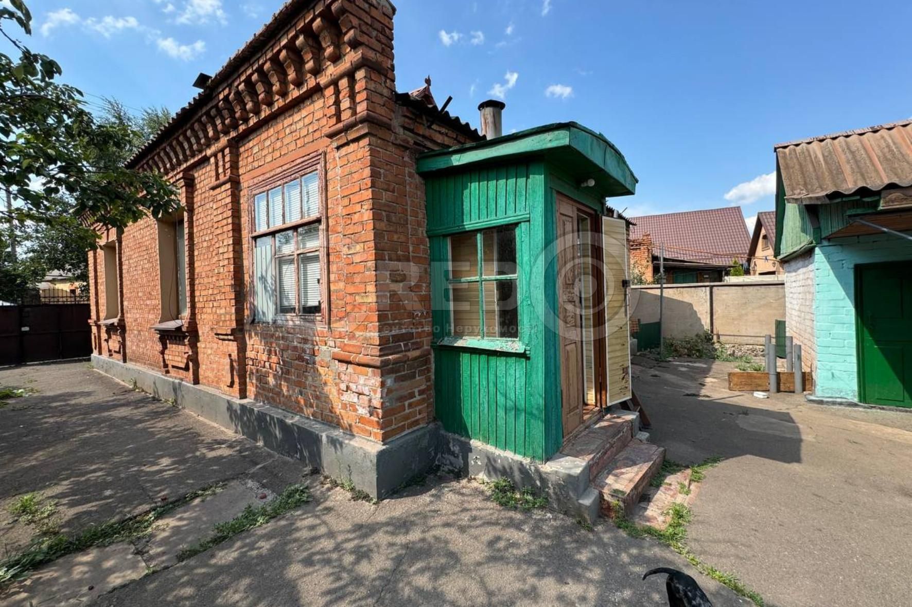 Продаж будинку, вул. Черняховського