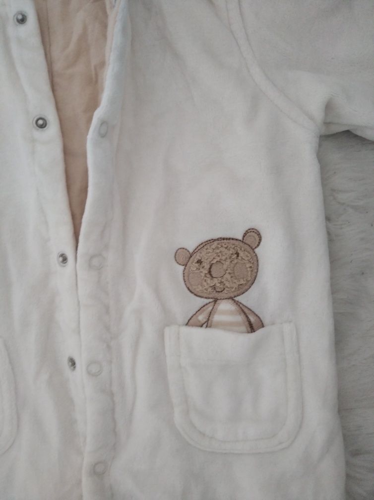 Piękny kombinezonik  74 unisex cieplutki polarowy na podszewce