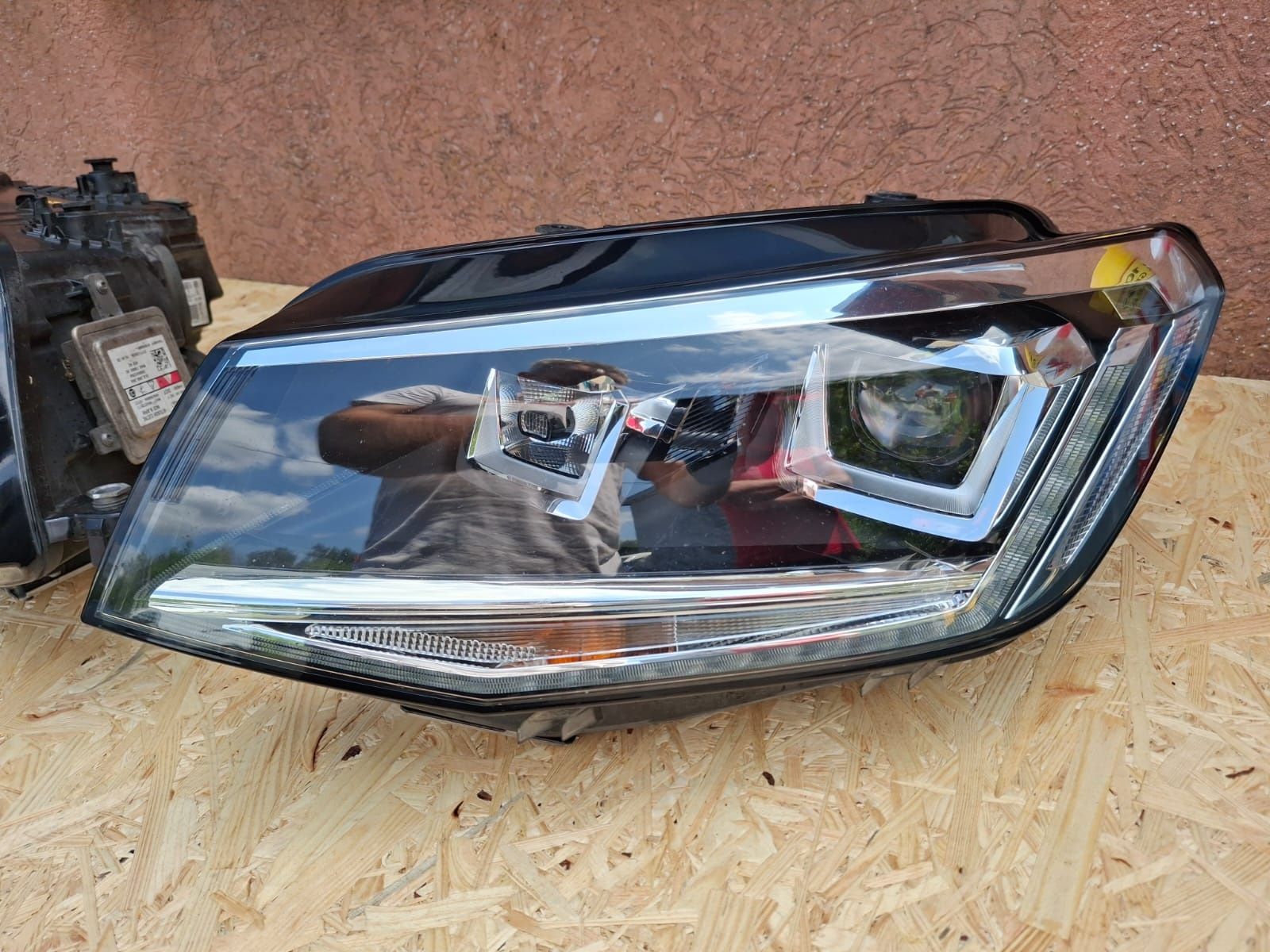 Komplet lamp przednich VW Caddy 2K5