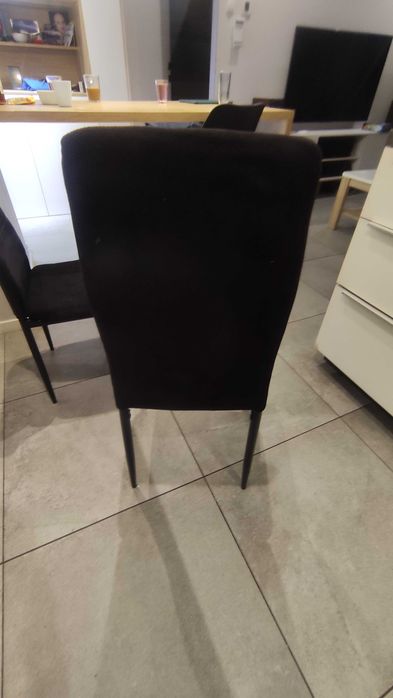 Krzesła tapicerowane miękkie czarne
