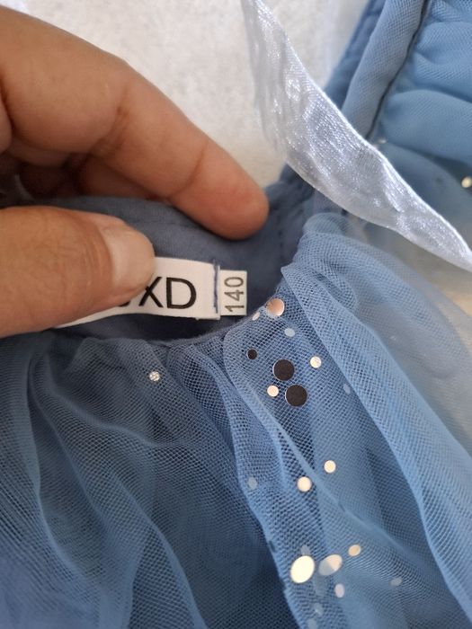 Sukienka rozmiar 140