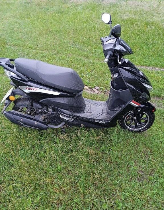 Скутер Fada 125