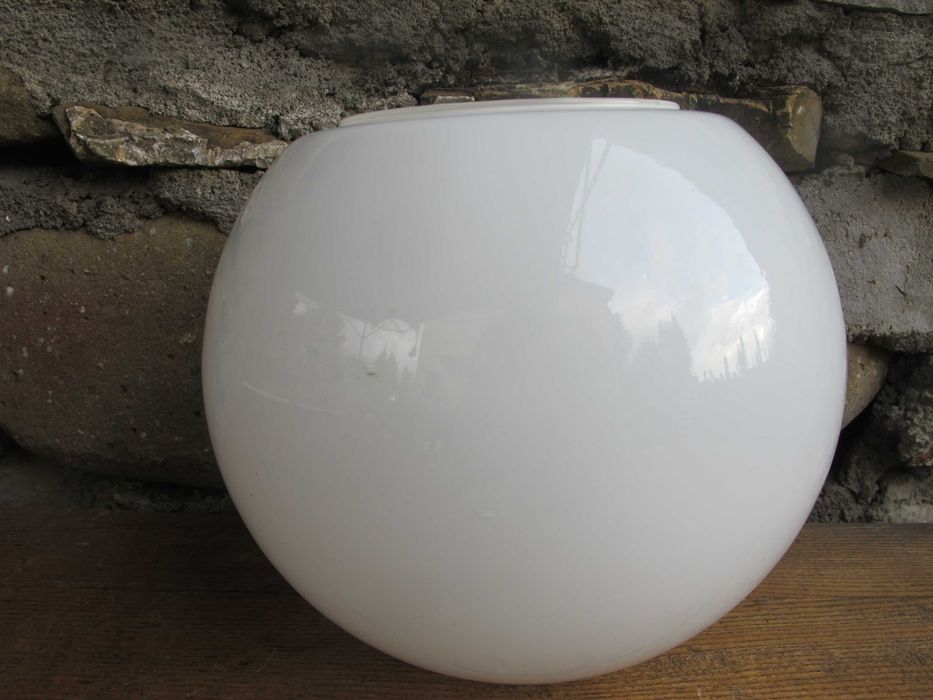 Szklana duża kula zamknięta_BIAŁY POŁYSK__zwis_E 27_śr. 200 x 102 mm