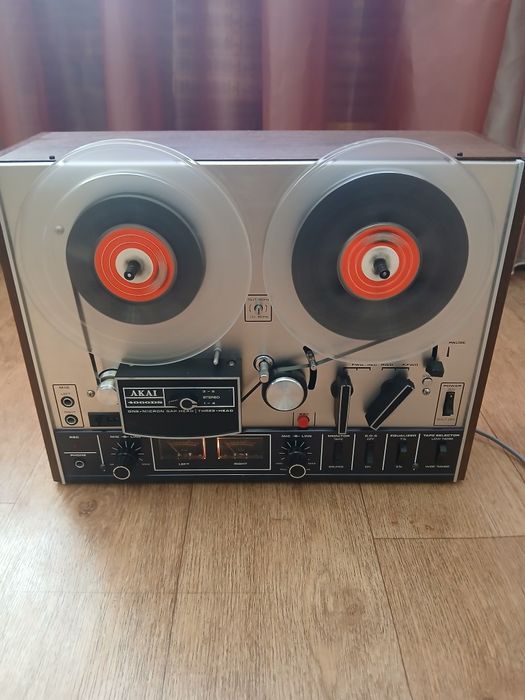 Продам  Akai 4000DS (Japan)