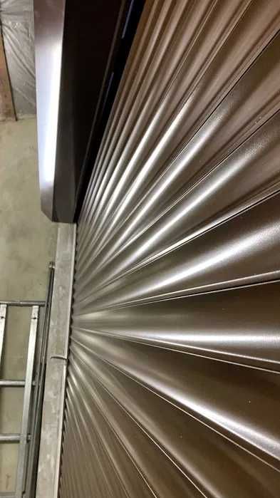 Автоматичні ролетні та секційні гаражні ворота від "NAPA.Lviv"