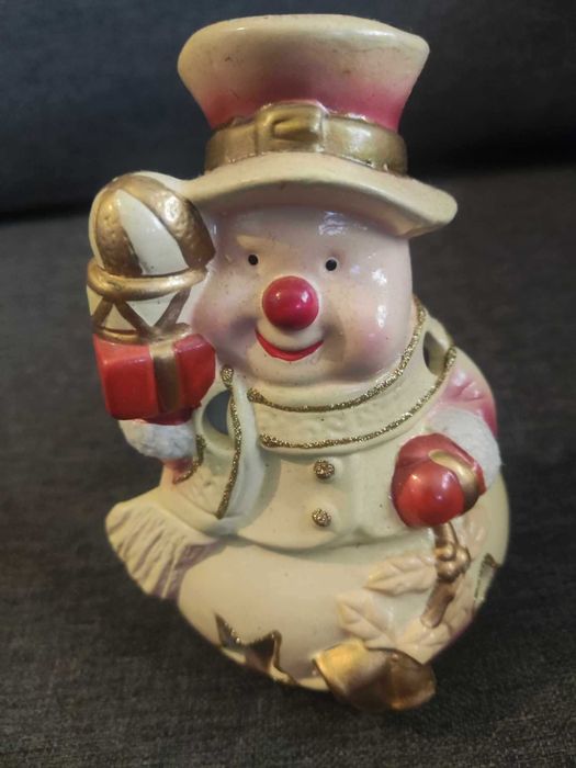 Dwuczęściowy kominek do świec tealight Bałwan