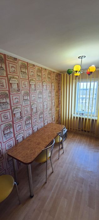 Продається 3-кімн квартира, з меблями та технікою