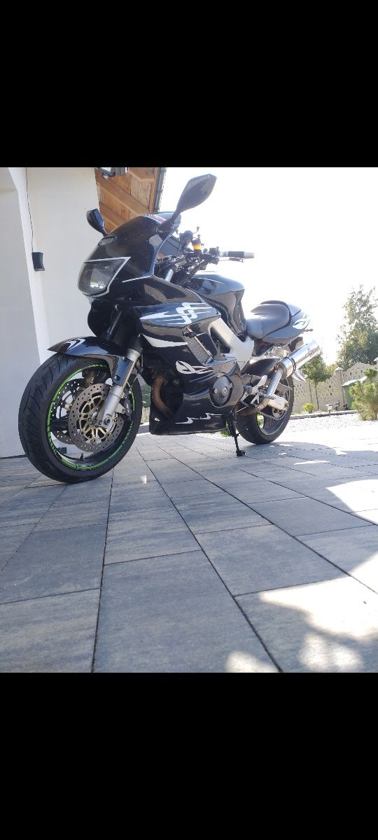 Sprzedam Honda vtr 1000f
