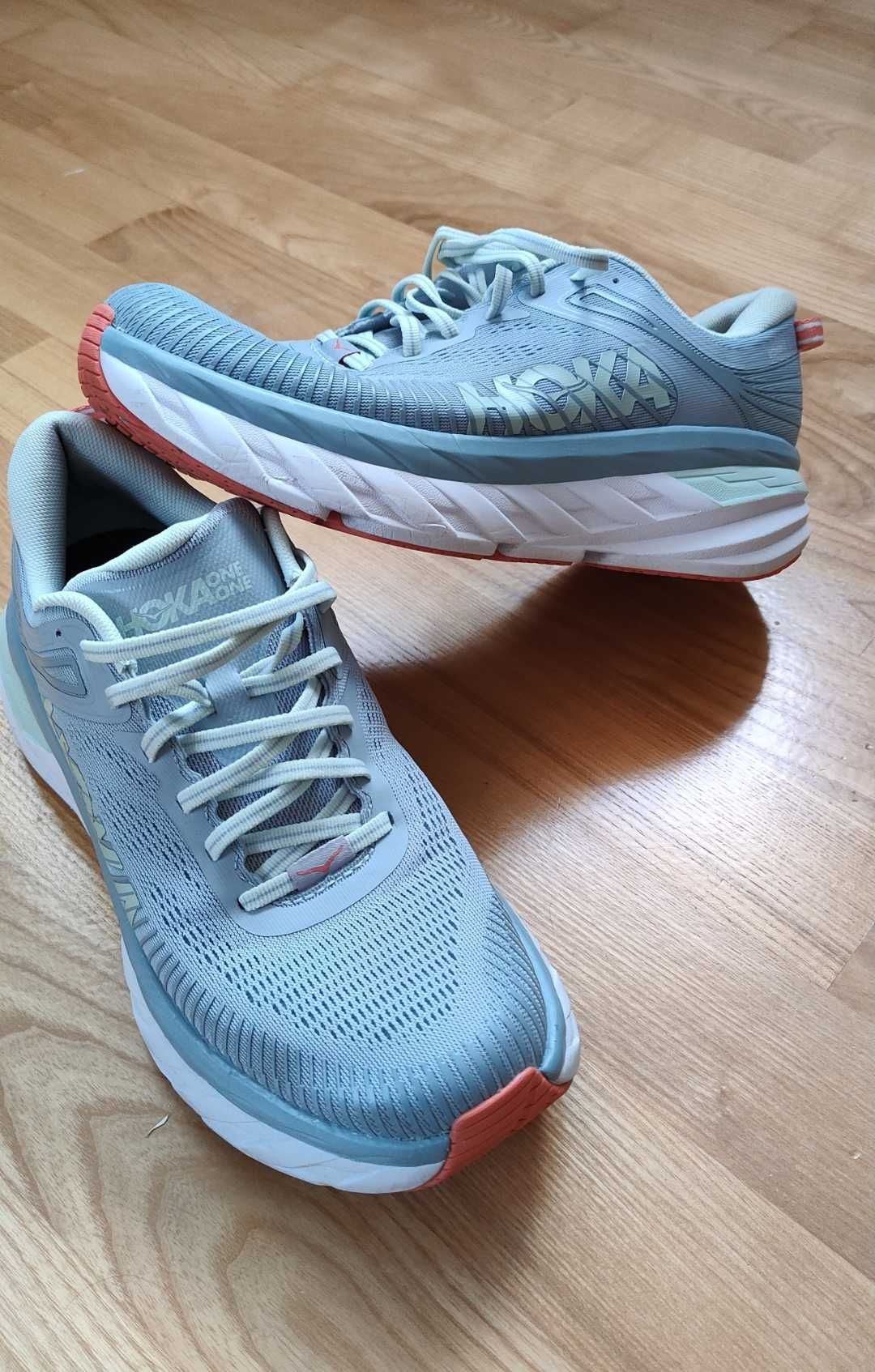 Кросівки Hoka Bondi 7 41,5 (26см)