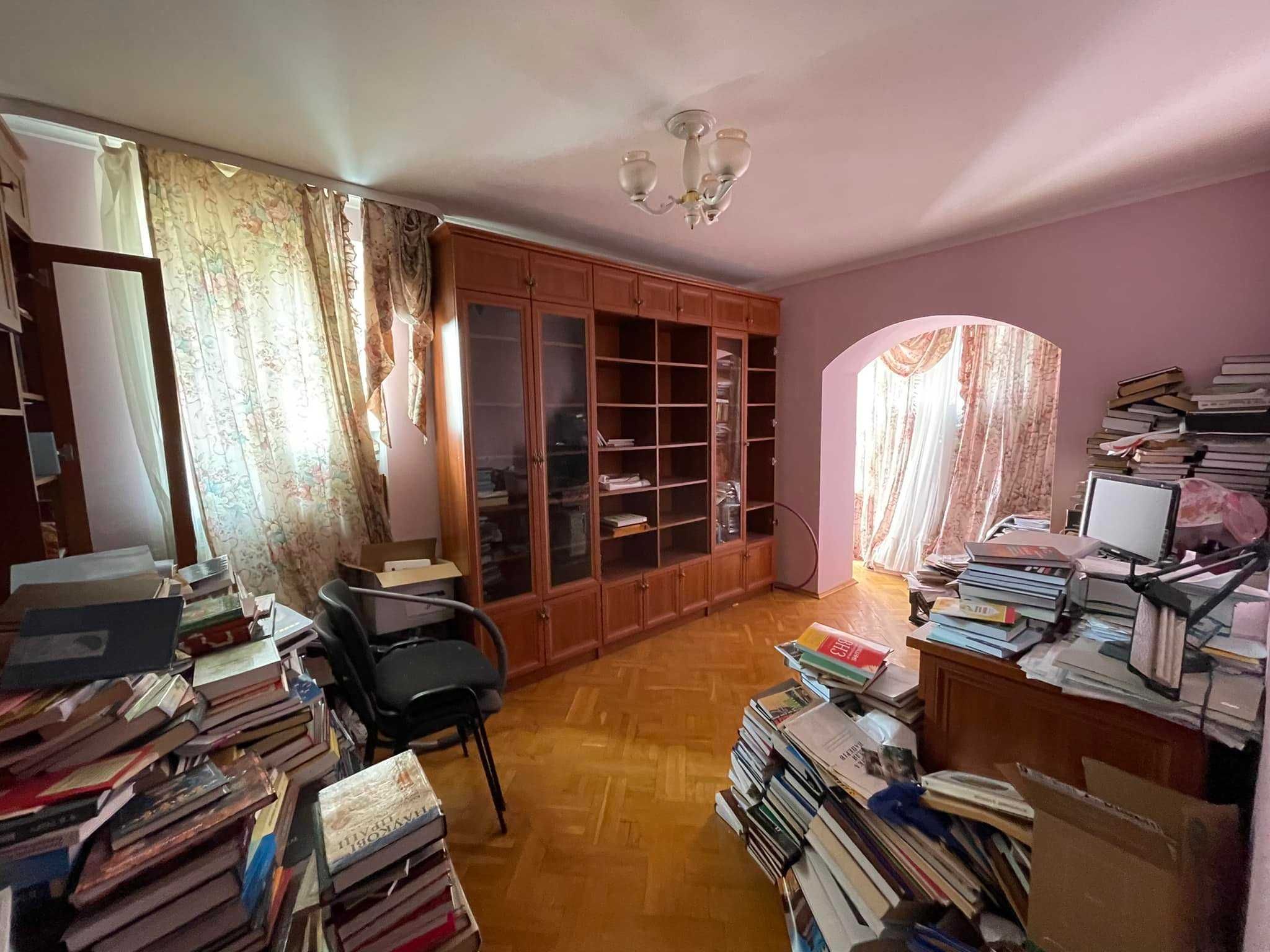 Квартира Продаж! 5 кімнат Центр вул. Південний Бульвар