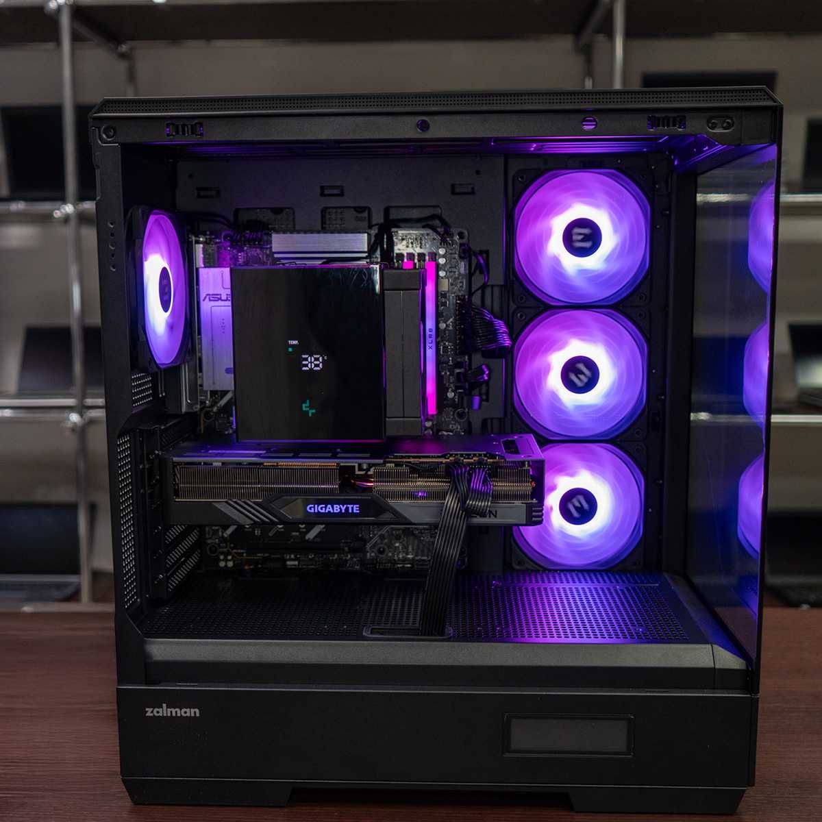 Nowy Komputer Gamingowy RX7800XT/Ryzen7 7700/32GBDDR5/1TB FV23%/RATY
