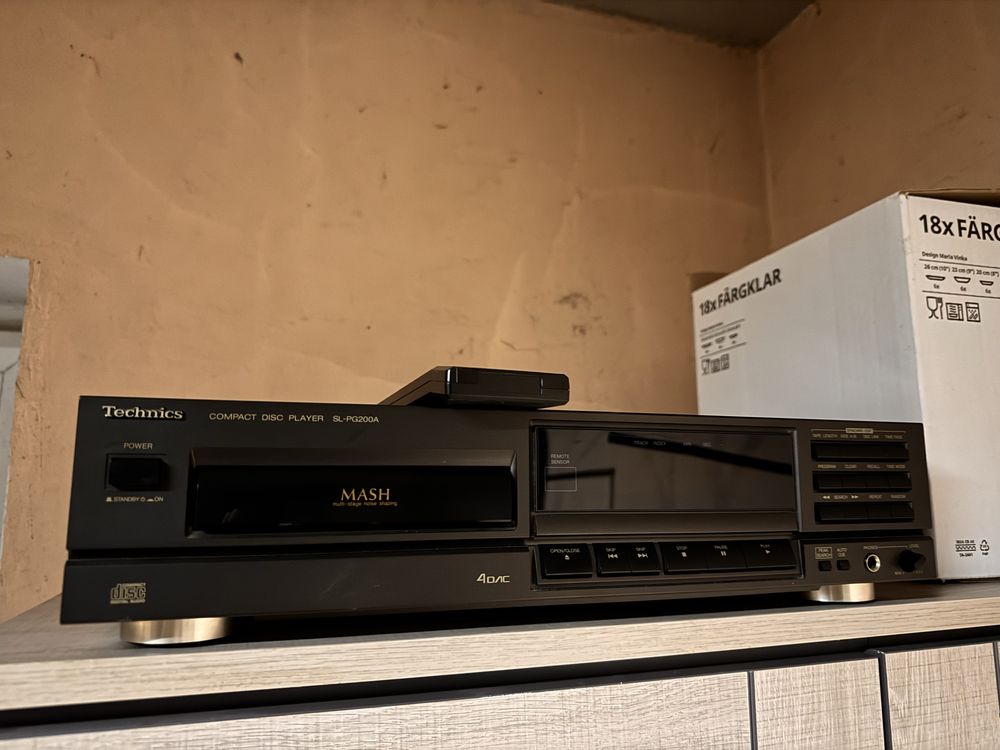 Stary Unitra ? Technics z pilotem urzadzenie audio plyty odtwarzacz cd