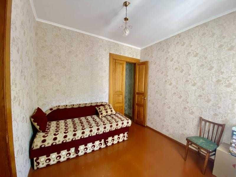 Продам уютный дом в тихом районе.