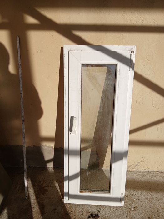 Okno plastikowe 45cm na 115cm